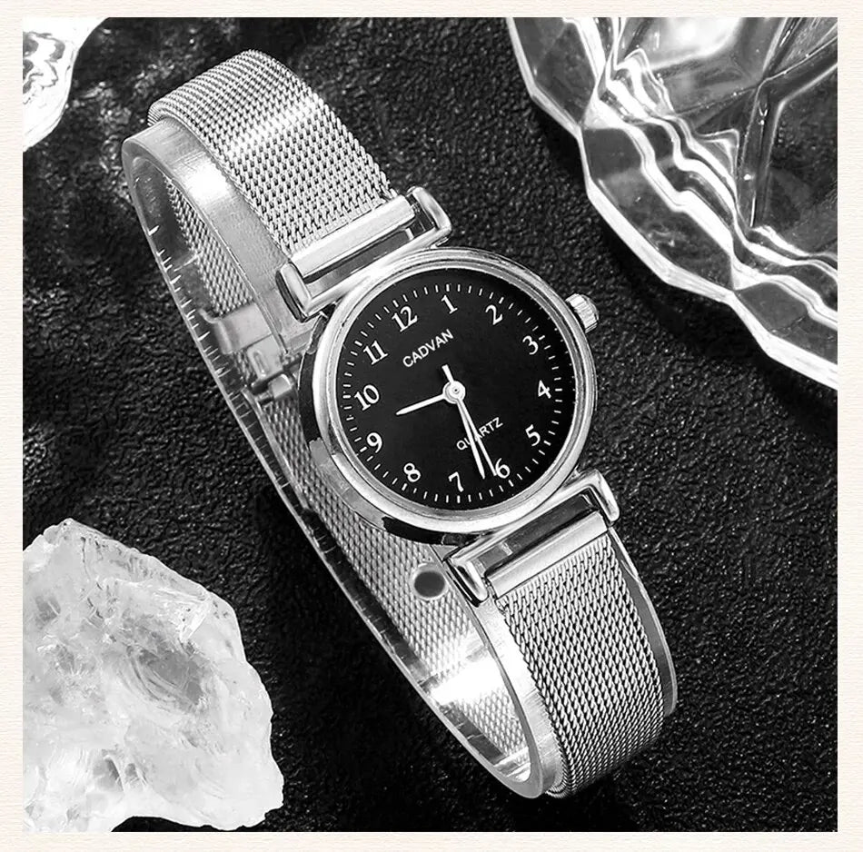 Fashion Casual Women's Watch & Bracelet Set - Silver Alloy - Afrilinker