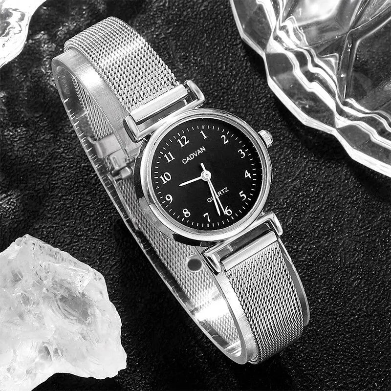 Fashion Casual Women's Watch & Bracelet Set - Silver Alloy - Afrilinker