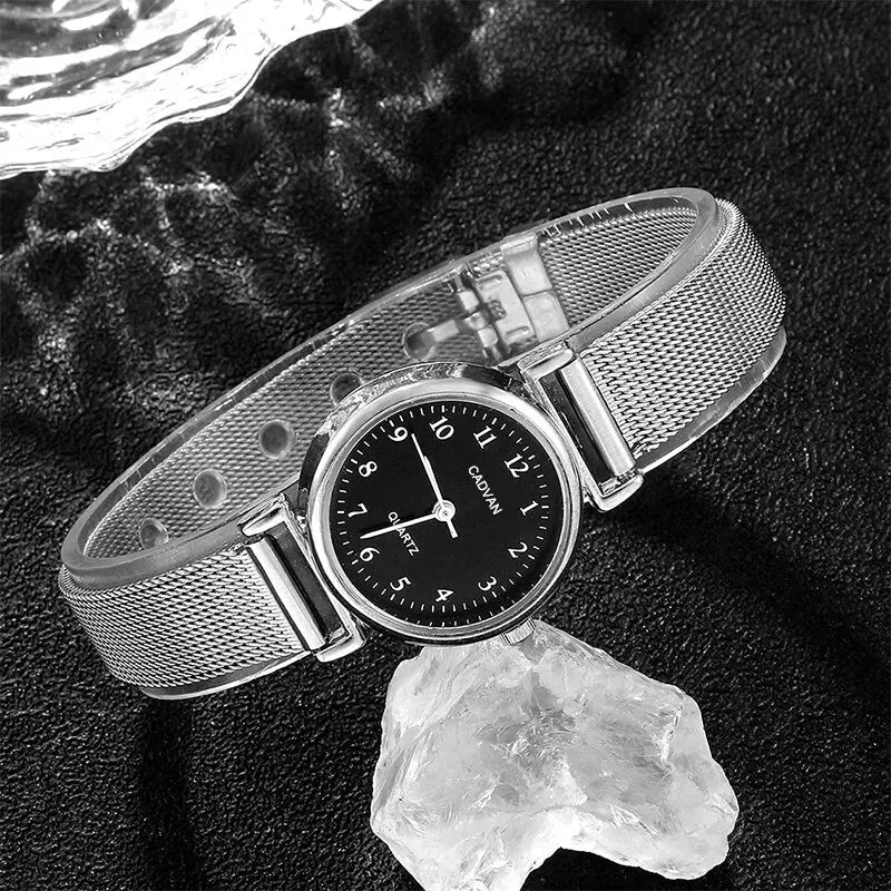 Fashion Casual Women's Watch & Bracelet Set - Silver Alloy - Afrilinker