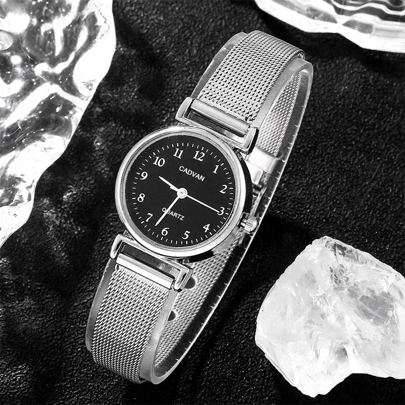 Fashion Casual Women's Watch & Bracelet Set - Silver Alloy - Afrilinker