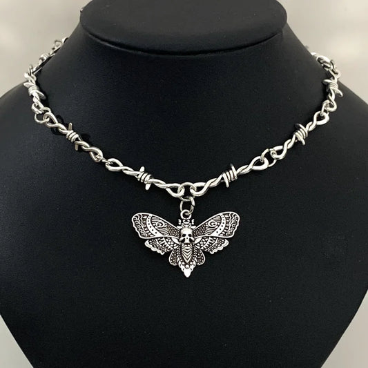 Gothic Moth Pendant Choker Necklace | Trendy Link Chain Jewelry - Afrilinker