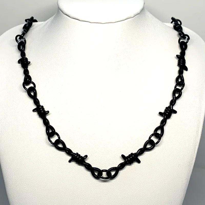 Gothic Barbed Wire Heart Choker Necklace - Afrilinker