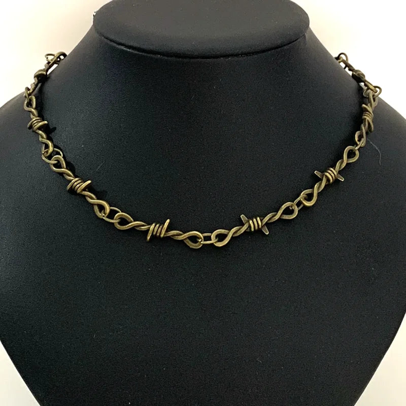 Gothic Barbed Wire Heart Choker Necklace - Afrilinker