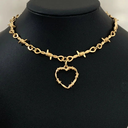 Gothic Barbed Wire Heart Choker Necklace - Afrilinker
