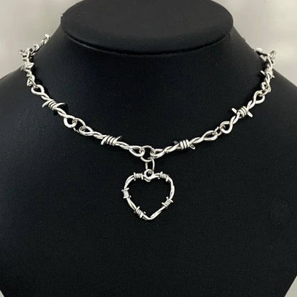 Gothic Barbed Wire Heart Choker Necklace - Afrilinker